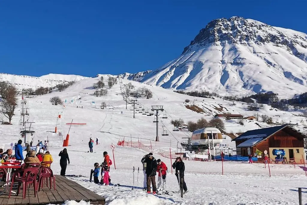 Joli F2 De 2 A 8 Places, 300M Centre Station Ski Альбье-Монрон Апартаменты